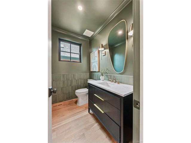 1060 S Ogden St, Denver, CO 80209