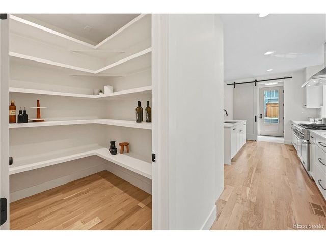 1060 S Ogden St, Denver, CO 80209
