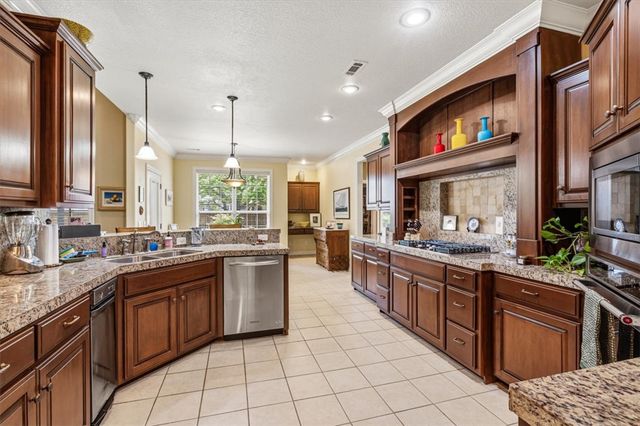 5113 S Bent Tree Drive, Rogers, AR 72758