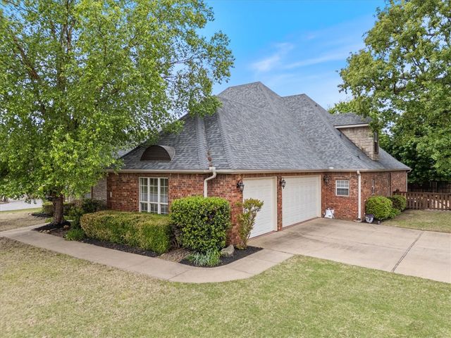 5113 S Bent Tree Drive, Rogers, AR 72758