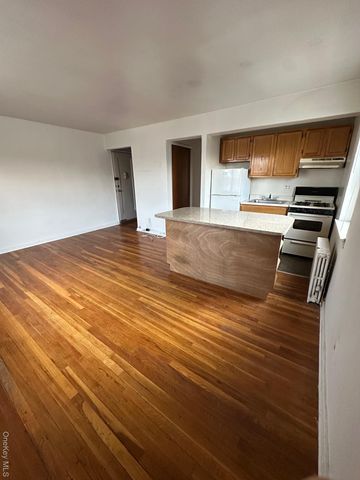 216-04 47th Avenue 3A, Bayside, NY 11361