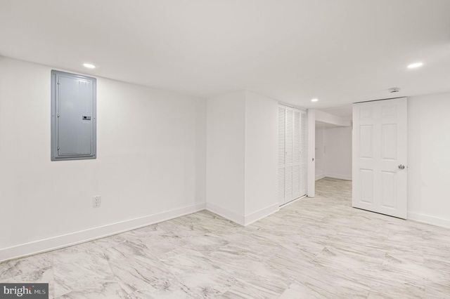 2103 S DAGGETT ST, Philadelphia, PA 19142