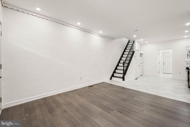 2103 S DAGGETT ST, Philadelphia, PA 19142