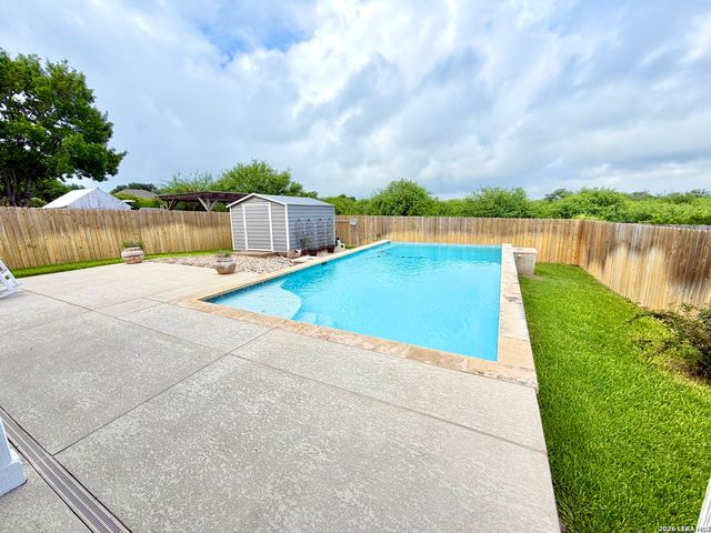 333 Soapstone, Cibolo, TX 78108