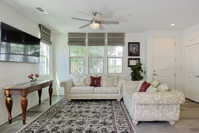2037 Tango Loop 2, Chula Vista, CA 91915