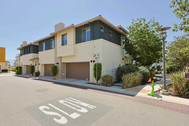 2037 Tango Loop 2, Chula Vista, CA 91915
