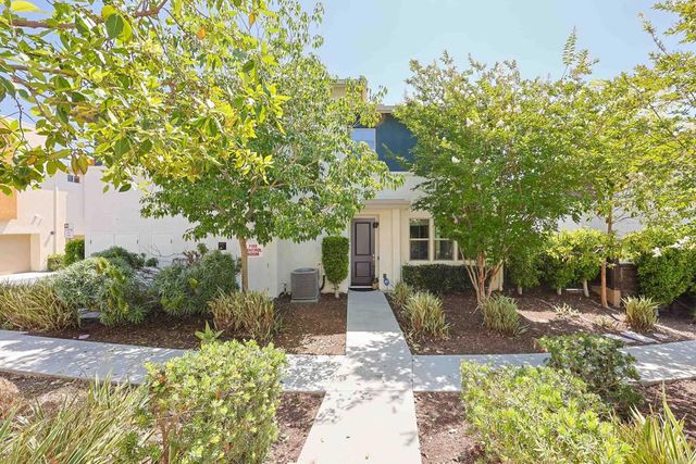 2037 Tango Loop 2, Chula Vista, CA 91915