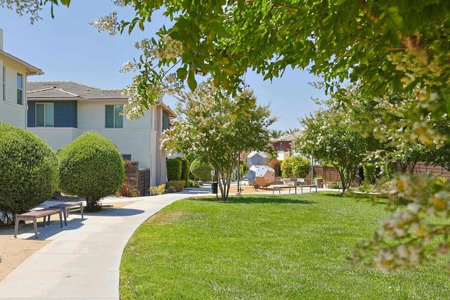 2037 Tango Loop 2, Chula Vista, CA 91915