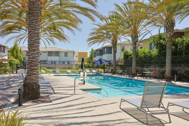 2037 Tango Loop 2, Chula Vista, CA 91915