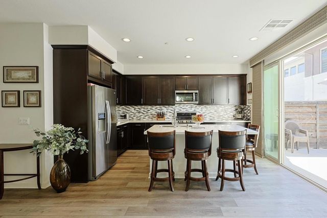 2037 Tango Loop 2, Chula Vista, CA 91915