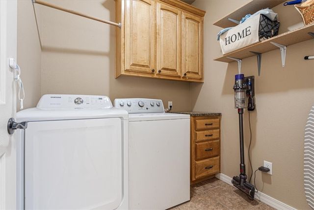 954 NW Main Street, Gentry, AR 72734