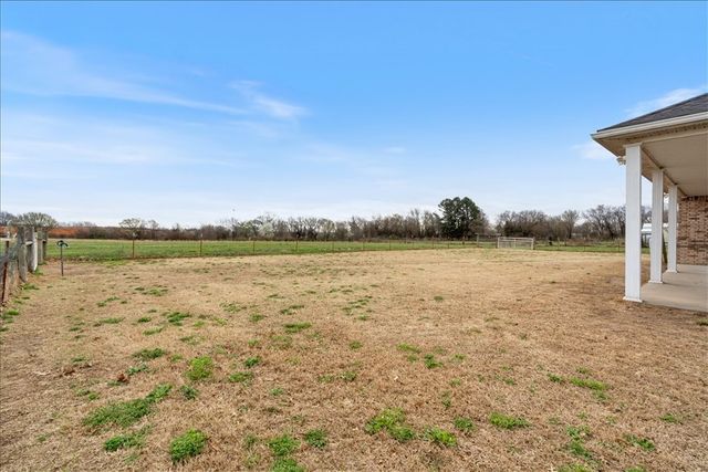 954 NW Main Street, Gentry, AR 72734