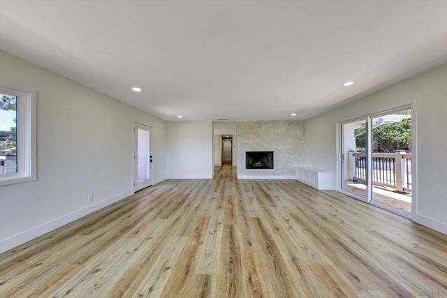 4491 Glen, La Mesa, CA 91941