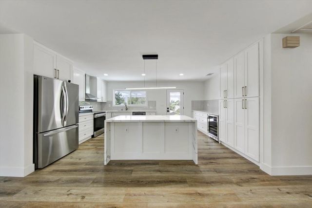 4491 Glen, La Mesa, CA 91941
