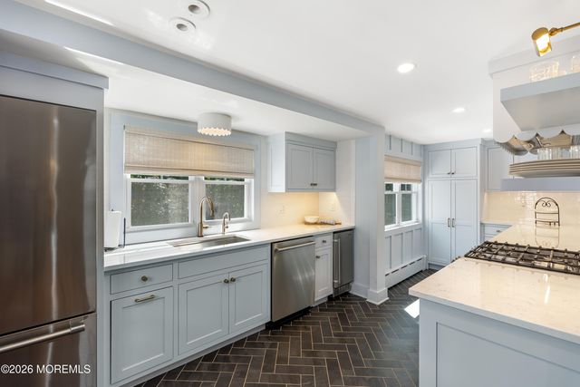 23 Kemp Avenue, Fair Haven, NJ 07704