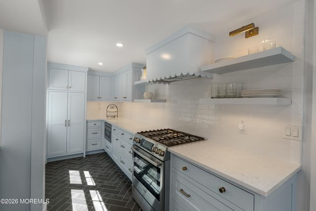 23 Kemp Avenue, Fair Haven, NJ 07704