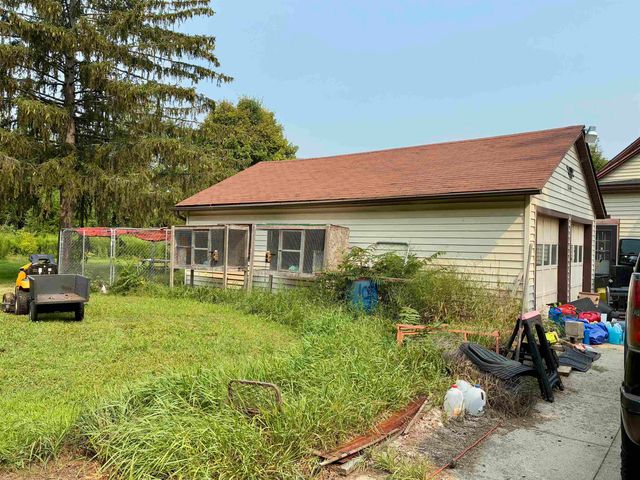 1510 S Chipman Street, Owosso Twp, MI 48867