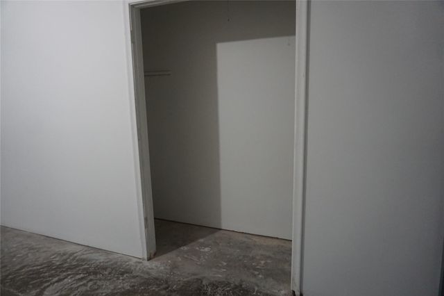 1915 Normal Park Drive A, Huntsville, TX 77340