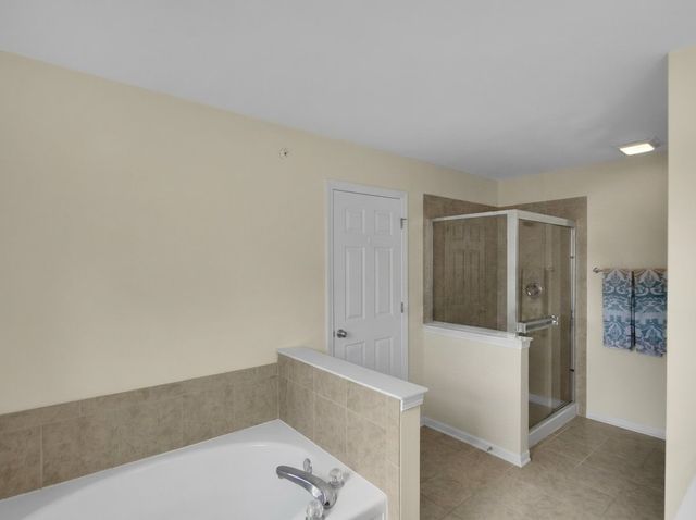2049 Cabrillo Lane, Hoffman Estates, IL 60192