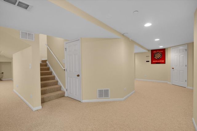 2049 Cabrillo Lane, Hoffman Estates, IL 60192
