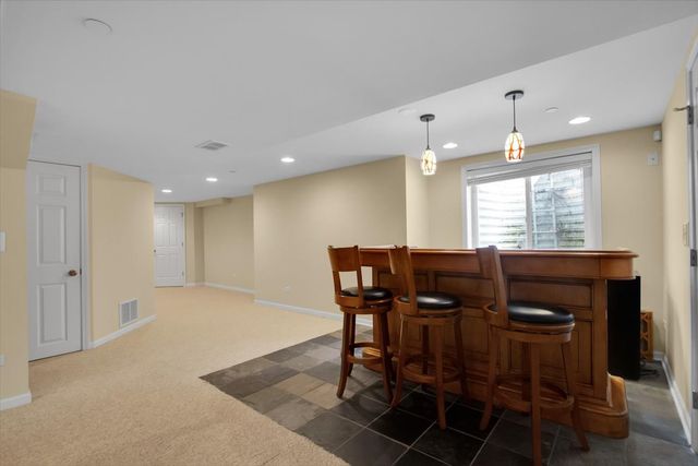 2049 Cabrillo Lane, Hoffman Estates, IL 60192