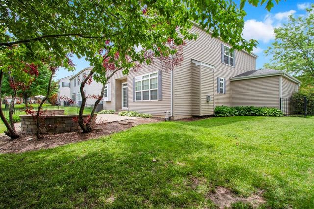 2049 Cabrillo Lane, Hoffman Estates, IL 60192
