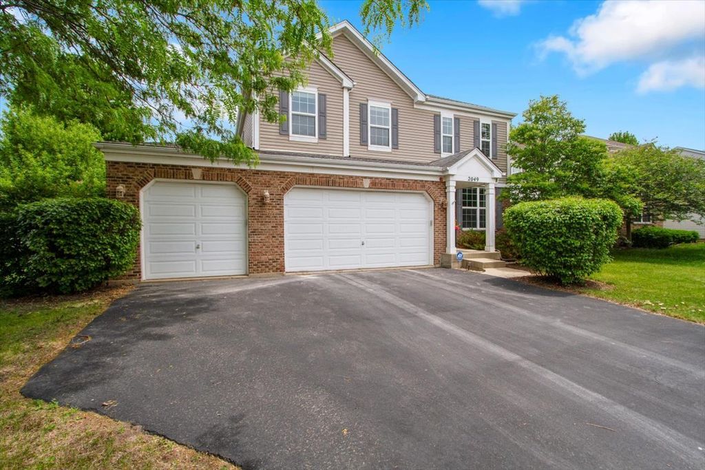 2049 Cabrillo Lane, Hoffman Estates, IL 60192