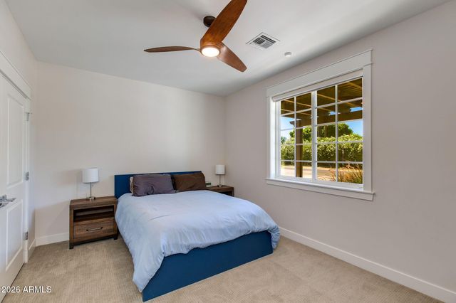 650 E COLTER Street, Phoenix, AZ 85012