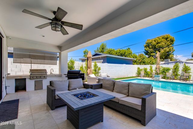 650 E COLTER Street, Phoenix, AZ 85012