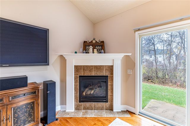 292 Carriage Path Court, Webster, NY 14580