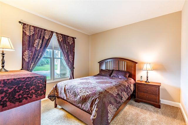 292 Carriage Path Court, Webster, NY 14580