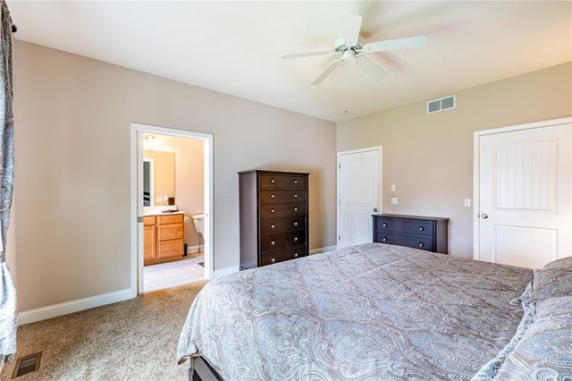 292 Carriage Path Court, Webster, NY 14580