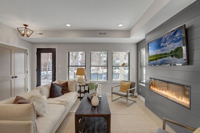 3628 Colfax Avenue S, Minneapolis, MN 55409