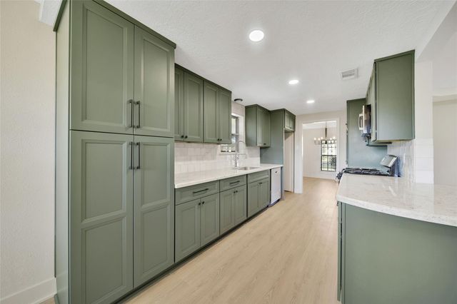 3022 Sparrow Street, Houston, TX 77051