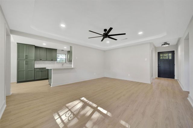 3022 Sparrow Street, Houston, TX 77051