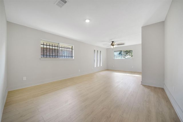 3022 Sparrow Street, Houston, TX 77051