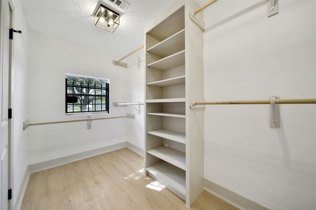 3022 Sparrow Street, Houston, TX 77051