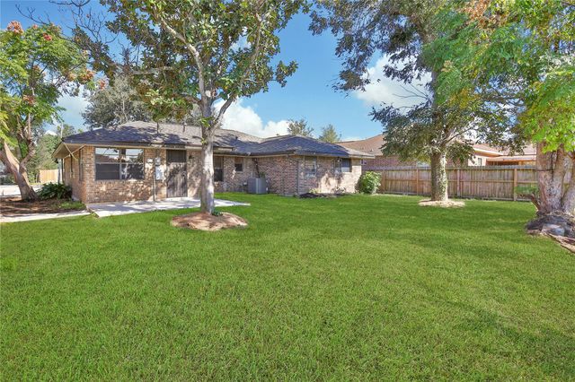 3022 Sparrow Street, Houston, TX 77051