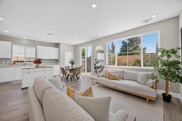 1480 Westwind Way, Rocklin, CA 95765