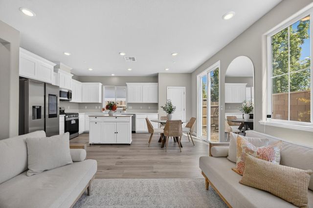 1480 Westwind Way, Rocklin, CA 95765
