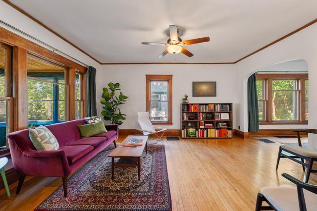 2101 Scudder Street, Saint Paul, MN 55108