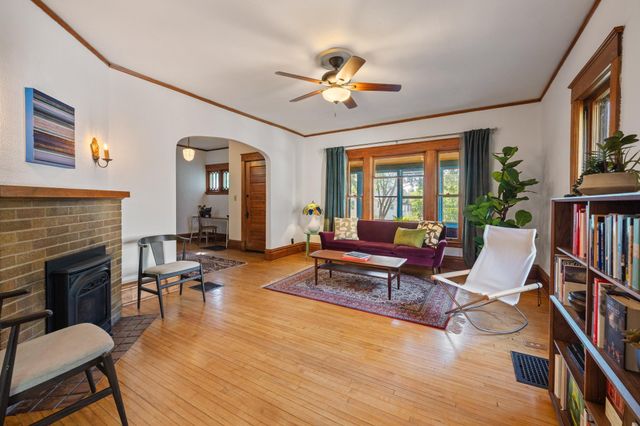 2101 Scudder Street, Saint Paul, MN 55108