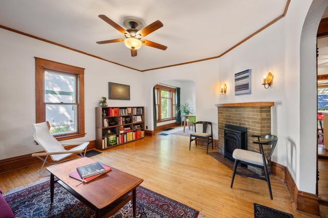 2101 Scudder Street, Saint Paul, MN 55108