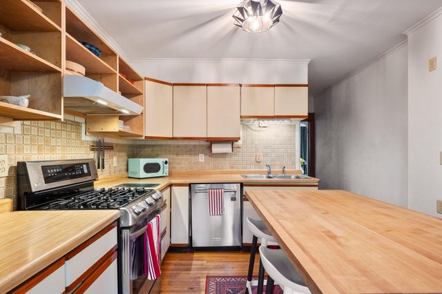 2101 Scudder Street, Saint Paul, MN 55108