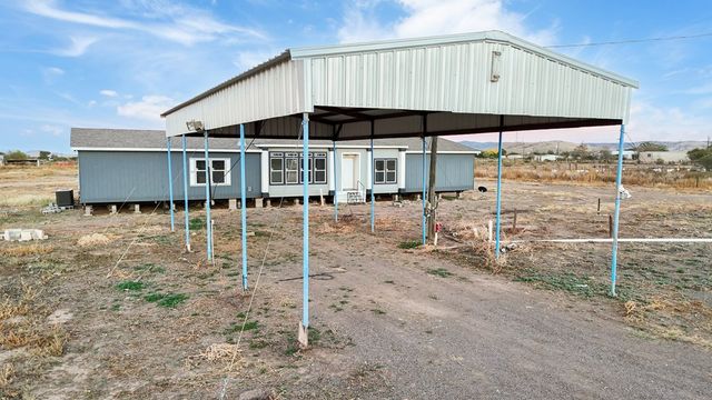 202 Tom Lackey Ln, Alpine, TX 79830