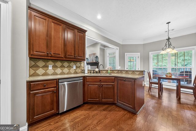 28 W Teddy Bear Lane, Waverly Hall, GA 31831