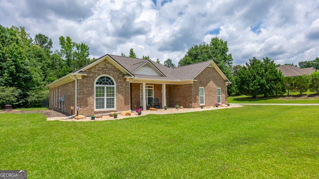 28 W Teddy Bear Lane, Waverly Hall, GA 31831