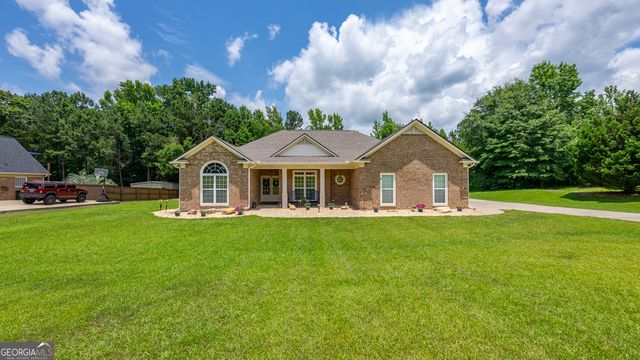 28 W Teddy Bear Lane, Waverly Hall, GA 31831