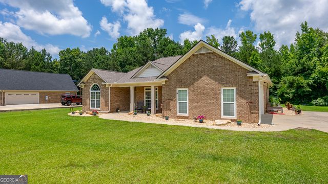28 W Teddy Bear Lane, Waverly Hall, GA 31831