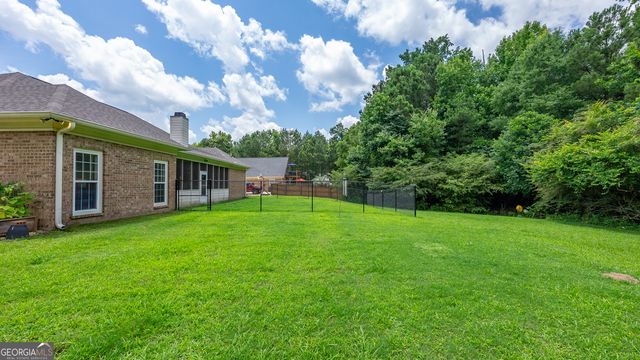 28 W Teddy Bear Lane, Waverly Hall, GA 31831